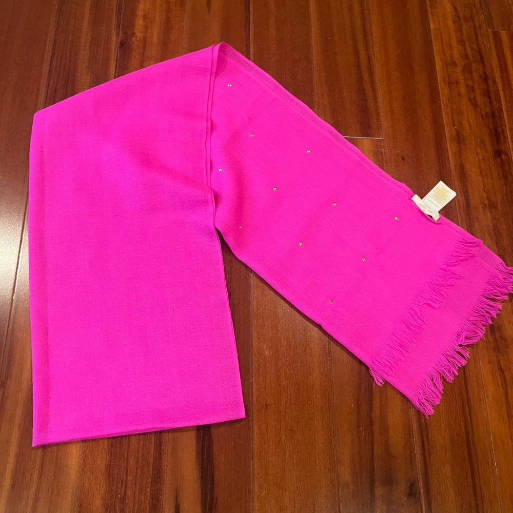 Kate Spade Wool Scarf Hot Pink Studded Fringe Spade Logo Charm Accessory‎ FLAW
